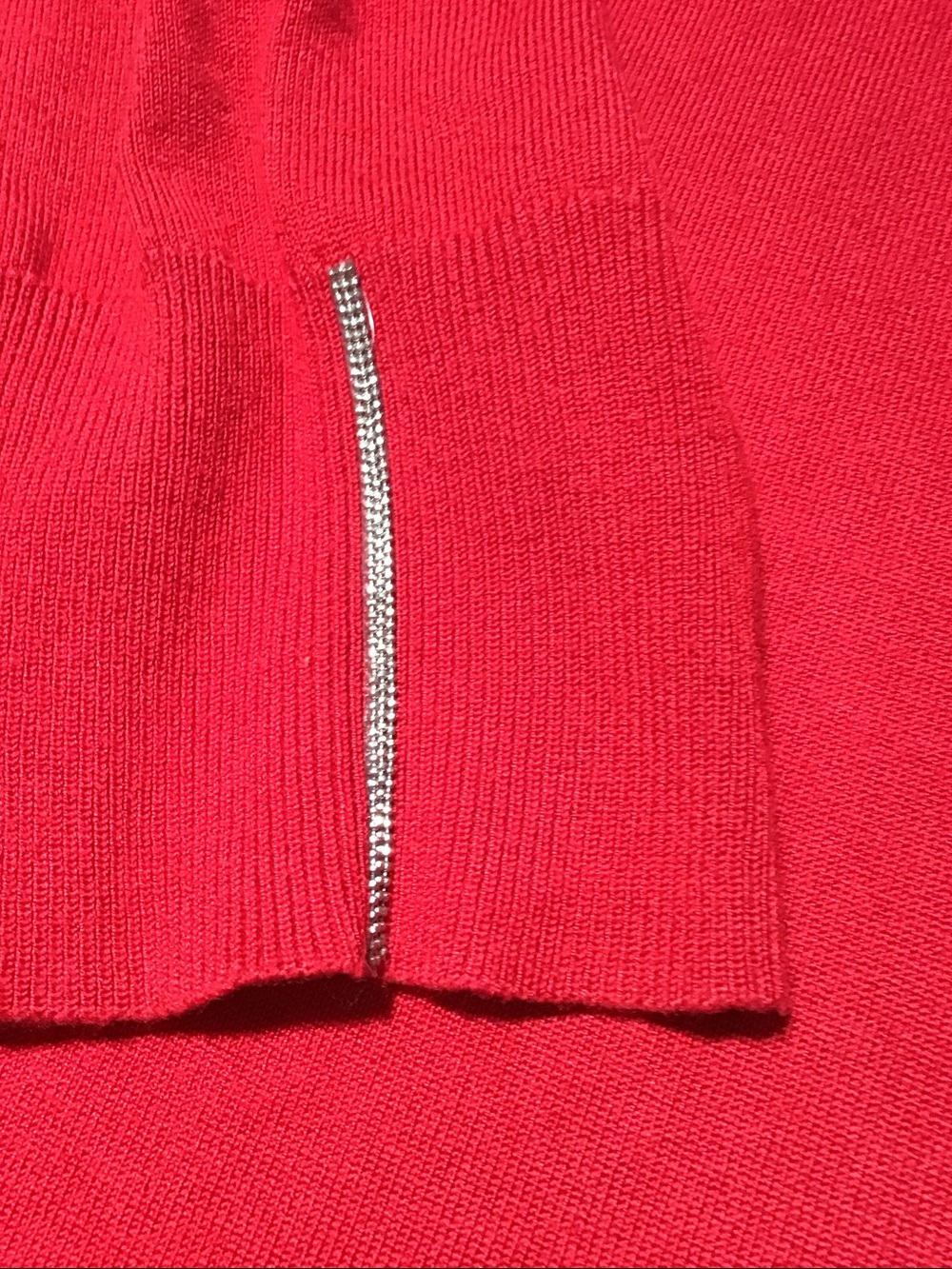 Chicos Red Caviar Silver Trim Cuff Sleeve V-Neck Long Sleeve‎ Knit Sweater Top 3 - Picture 6 of 10